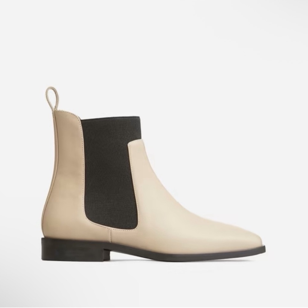 New! EVERLANE Italian Leather Square Toe Chelsea Boots